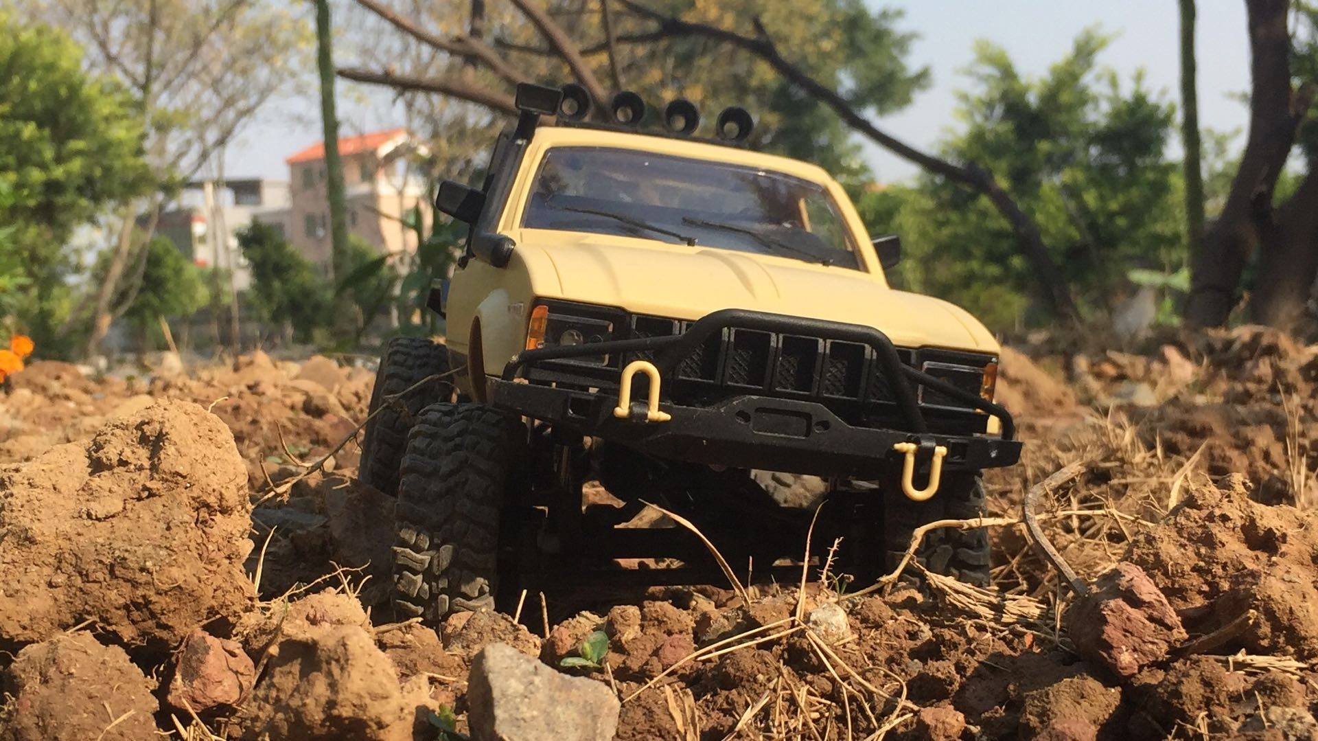 16th Scale Trucks