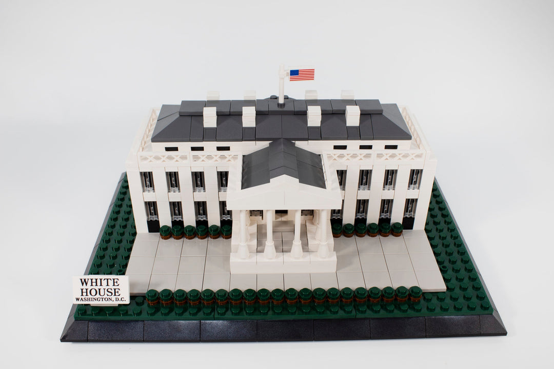 Oxford White House Brick Set – 930-Piece U.S. Landmark Model for History & Architecture Lovers