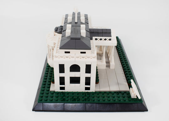 Oxford White House Brick Set – 930-Piece U.S. Landmark Model for History & Architecture Lovers
