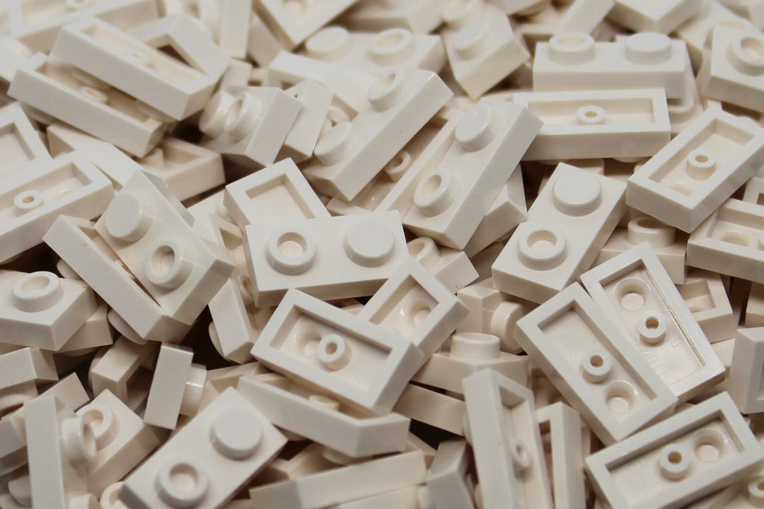 1X2X1/3 Stud Bricks 200 Pack (White)