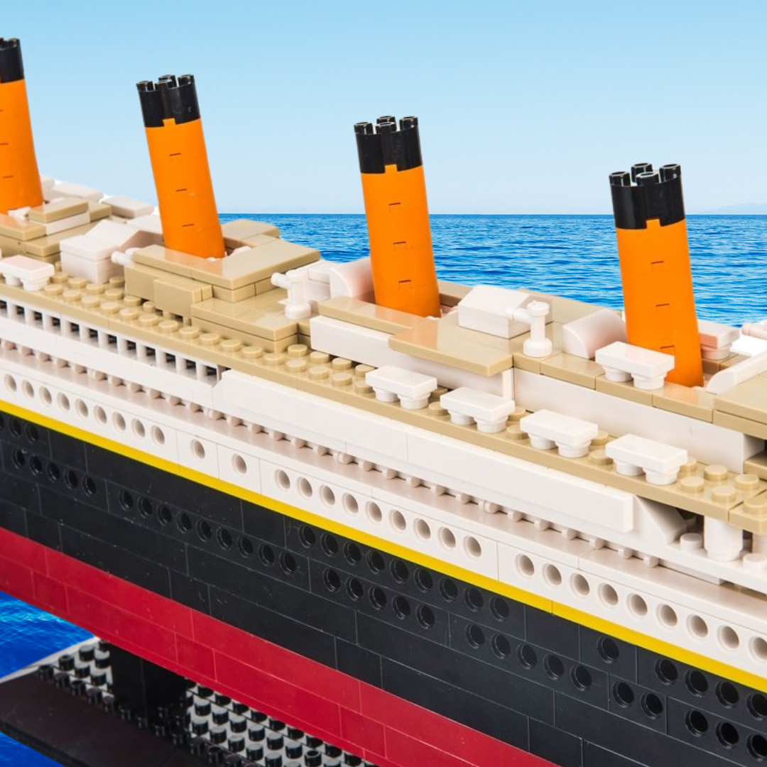IMEX Oxford Titanic Ship Brick Set – 907-Piece Historical Ocean