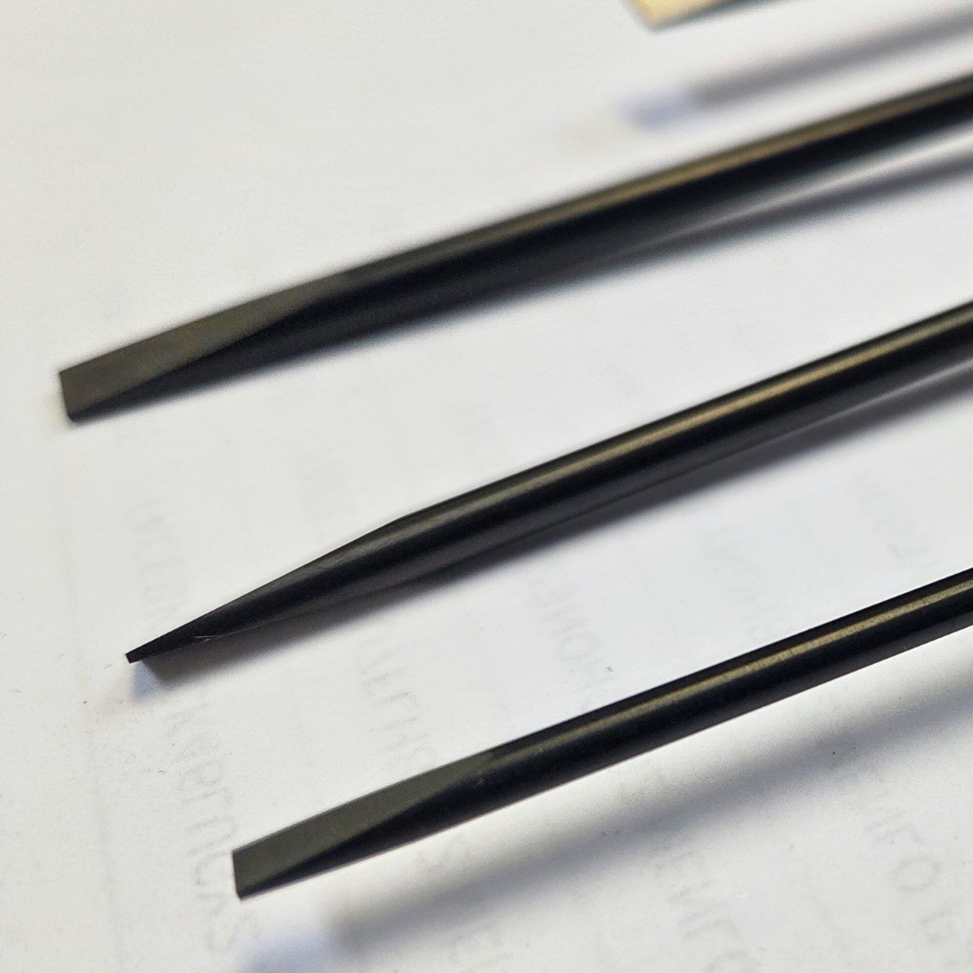 Flat Head Screwdriver Set — 4-Piece (3.0 / 4.0 / 5.0 / 5.8mm)