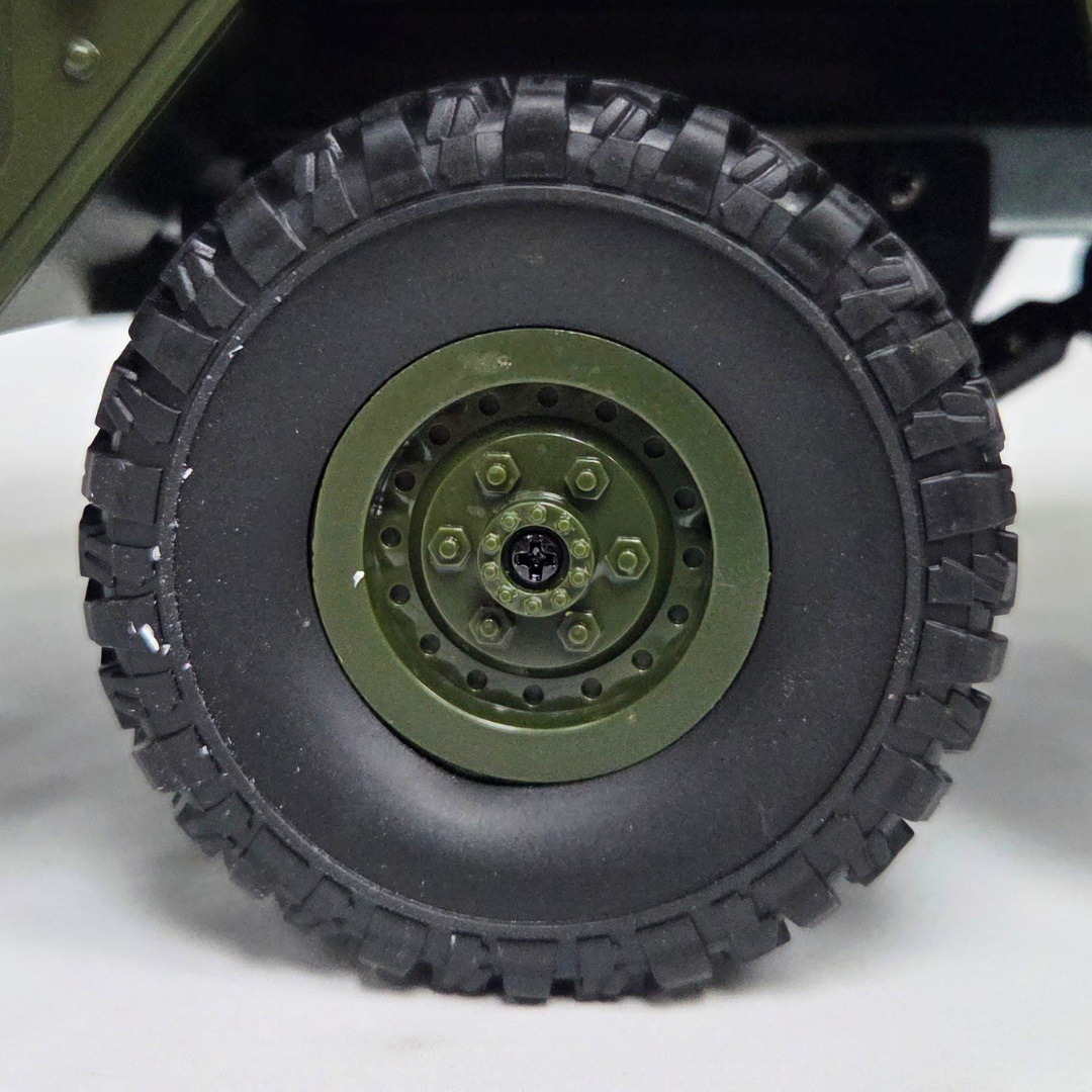 JJRC Transporter 6WD Armored Military RC Truck