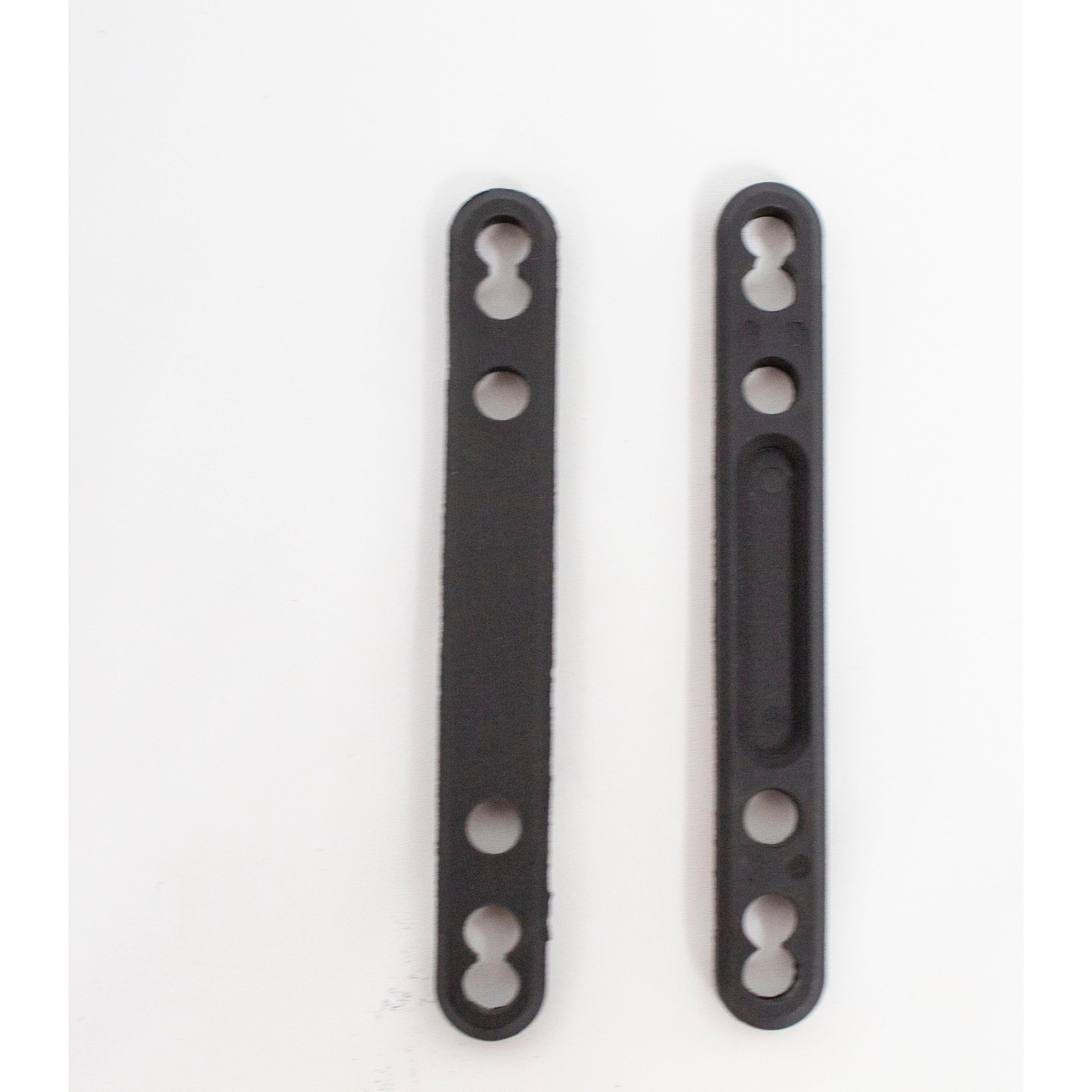 MC31 BODY POST FIX PLATE 2 PCS